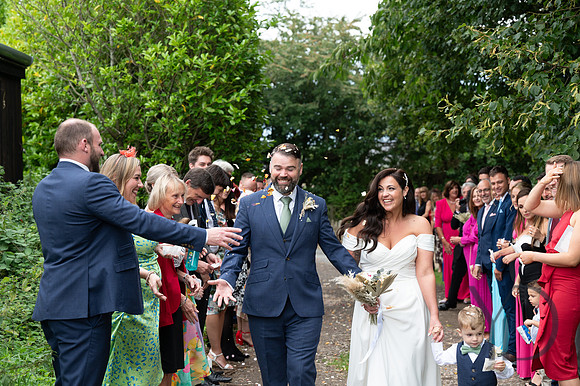 Angelique_Stuart_Notley_barn_wedding-313