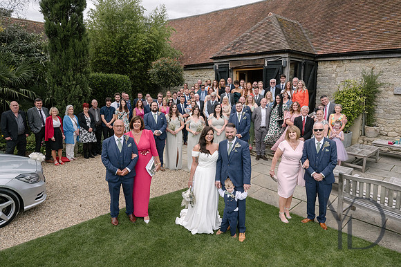 Angelique_Stuart_Notley_barn_wedding-324