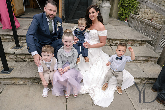 Angelique_Stuart_Notley_barn_wedding-330