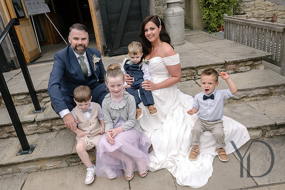 Angelique_Stuart_Notley_barn_wedding-331