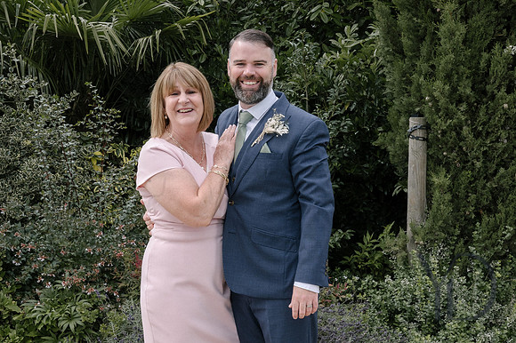 Angelique_Stuart_Notley_barn_wedding-348