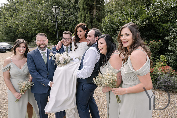 Angelique_Stuart_Notley_barn_wedding-361