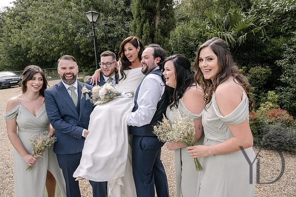 Angelique_Stuart_Notley_barn_wedding-362