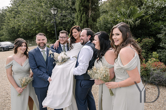 Angelique_Stuart_Notley_barn_wedding-363