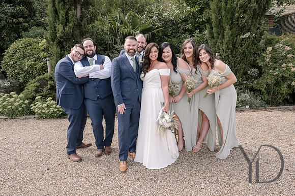 Angelique_Stuart_Notley_barn_wedding-367