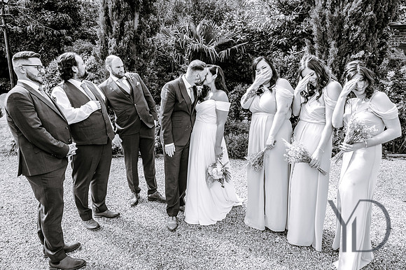 Angelique_Stuart_Notley_barn_wedding-371