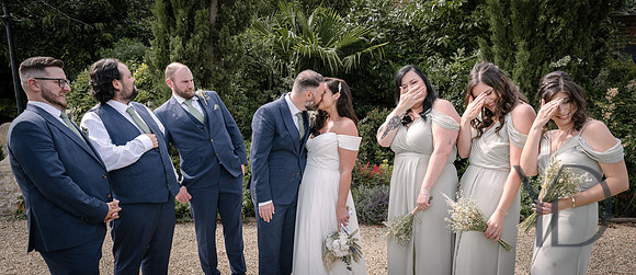 Angelique_Stuart_Notley_barn_wedding-372
