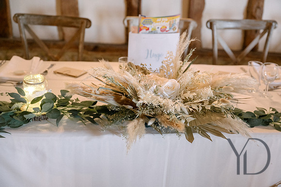 Angelique_Stuart_Notley_barn_wedding-394