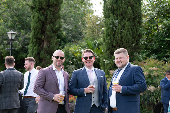 Angelique_Stuart_Notley_barn_wedding-402