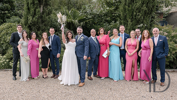 Angelique_Stuart_Notley_barn_wedding-419