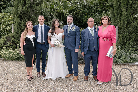 Angelique_Stuart_Notley_barn_wedding-424