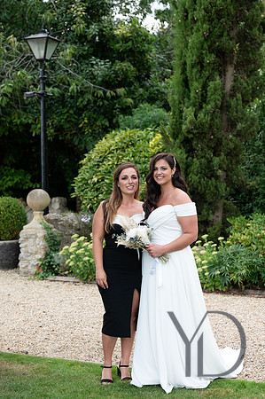 Angelique_Stuart_Notley_barn_wedding-429