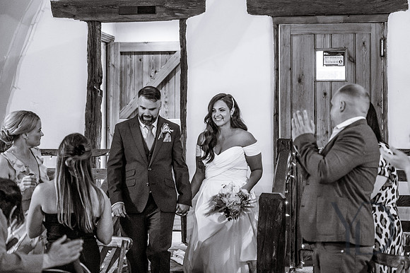 Angelique_Stuart_Notley_barn_wedding-478