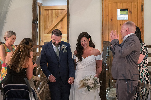 Angelique_Stuart_Notley_barn_wedding-483