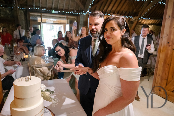Angelique_Stuart_Notley_barn_wedding-485