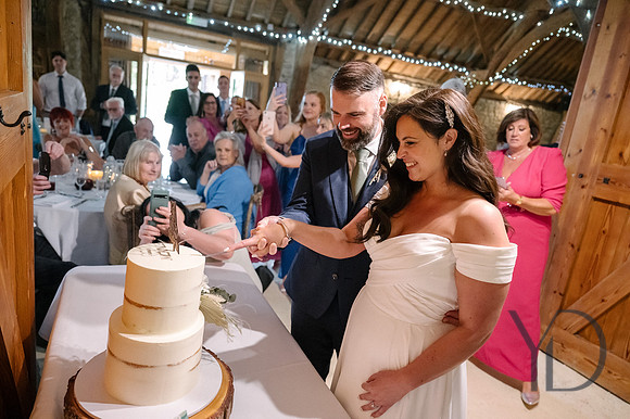 Angelique_Stuart_Notley_barn_wedding-486