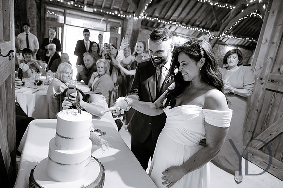 Angelique_Stuart_Notley_barn_wedding-487