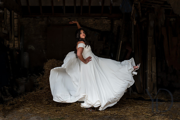 Angelique_Stuart_Notley_barn_wedding-496