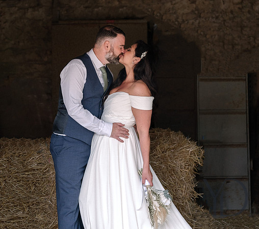 Angelique_Stuart_Notley_barn_wedding-501