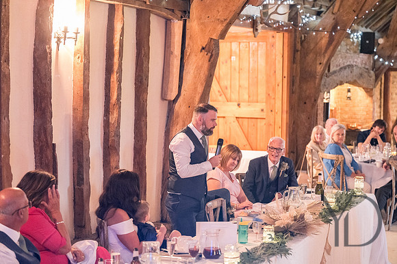 Angelique_Stuart_Notley_barn_wedding-535