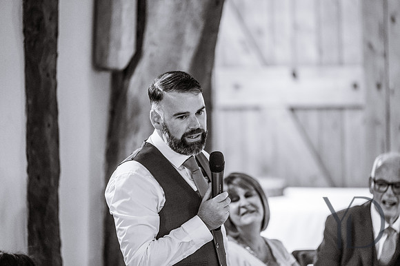 Angelique_Stuart_Notley_barn_wedding-536