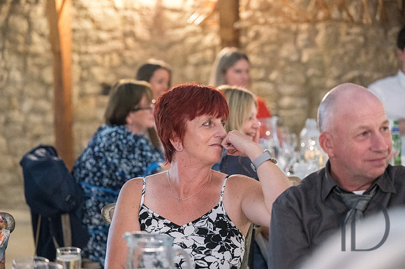 Angelique_Stuart_Notley_barn_wedding-557