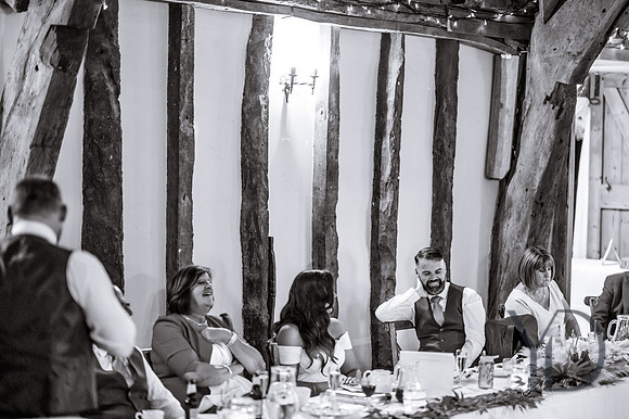 Angelique_Stuart_Notley_barn_wedding-575