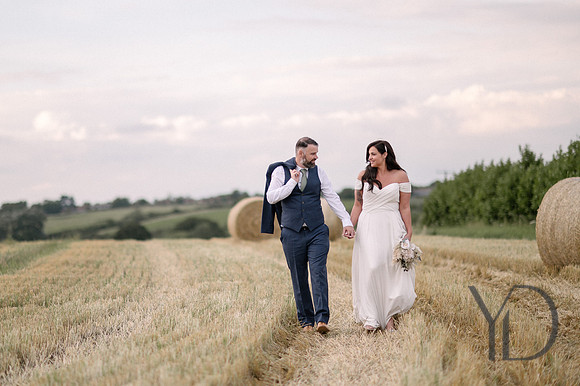 Angelique_Stuart_Notley_barn_wedding-595