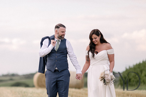 Angelique_Stuart_Notley_barn_wedding-599