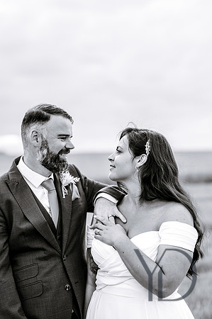Angelique_Stuart_Notley_barn_wedding-622