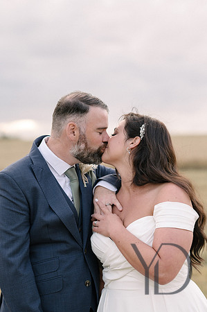 Angelique_Stuart_Notley_barn_wedding-624