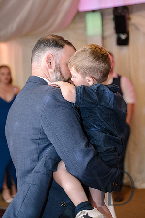 Angelique_Stuart_Notley_barn_wedding-638
