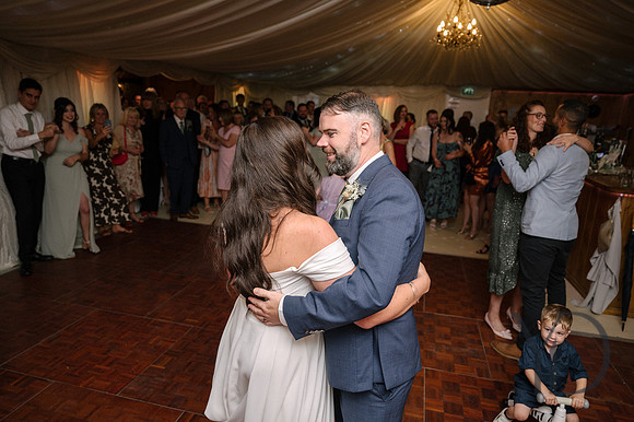 Angelique_Stuart_Notley_barn_wedding-641