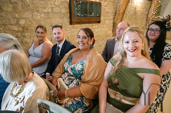 Angelique_Stuart_Notley_barn_wedding-115