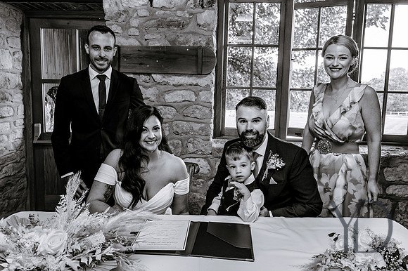 Angelique_Stuart_Notley_barn_wedding-254