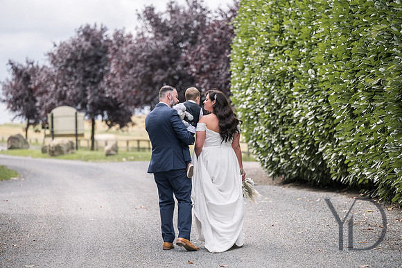 Angelique_Stuart_Notley_barn_wedding-454