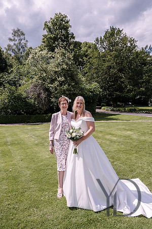 Sharon & Mark's wedding Missenden Abbey- 281