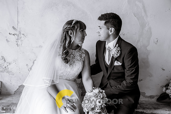 Laura & Mathew Oxfordshire wedding-178