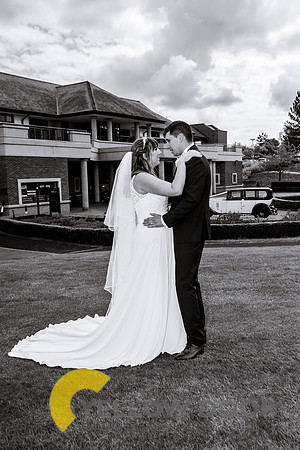 Laura & Mathew Oxfordshire wedding-211