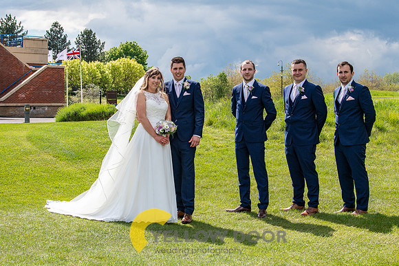 Laura & Mathew Oxfordshire wedding-256