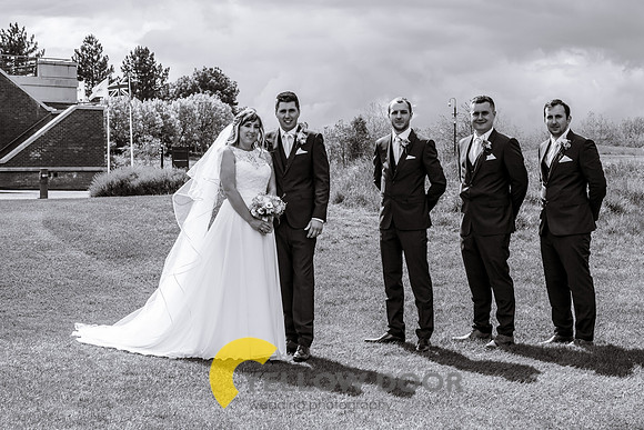 Laura & Mathew Oxfordshire wedding-257