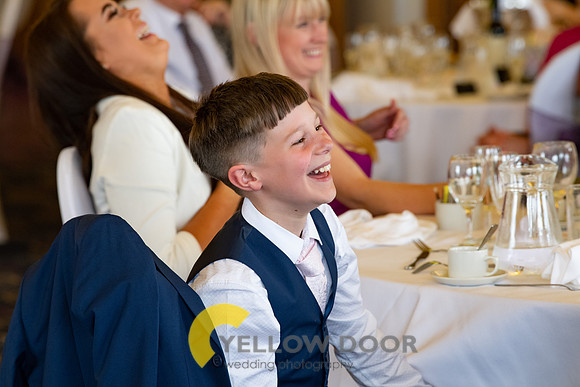 Laura & Mathew Oxfordshire wedding-326