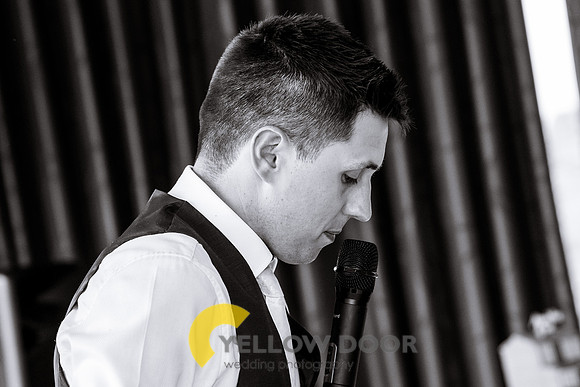 Laura & Mathew Oxfordshire wedding-357