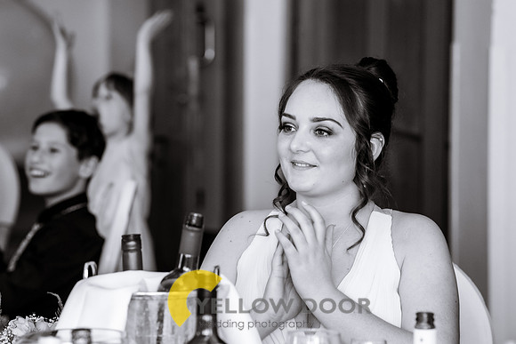 Laura & Mathew Oxfordshire wedding-359