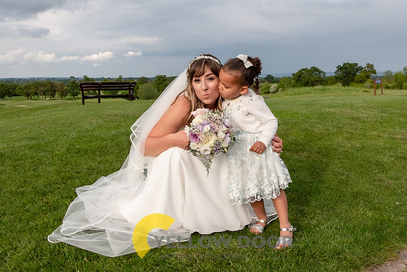 Laura & Mathew Oxfordshire wedding-380