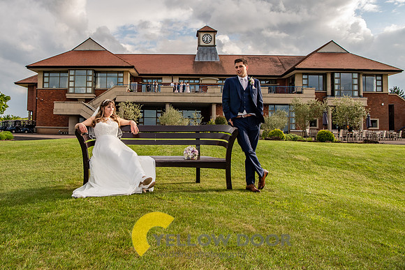Laura & Mathew Oxfordshire wedding-382