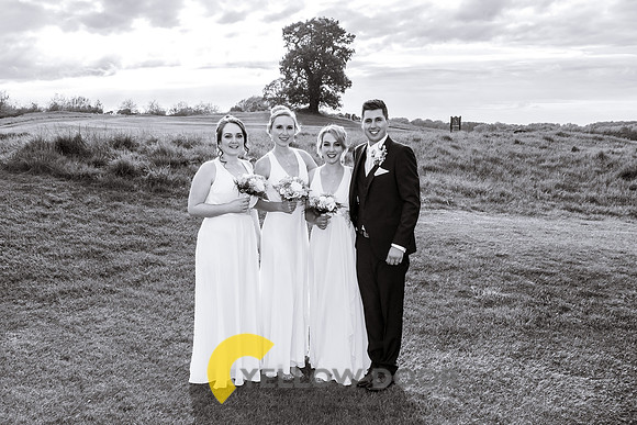 Laura & Mathew Oxfordshire wedding-386