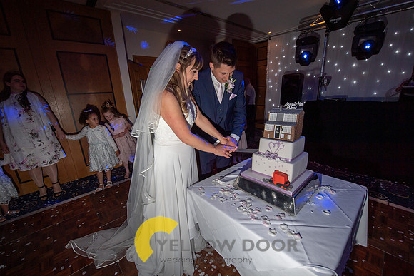 Laura & Mathew Oxfordshire wedding-413
