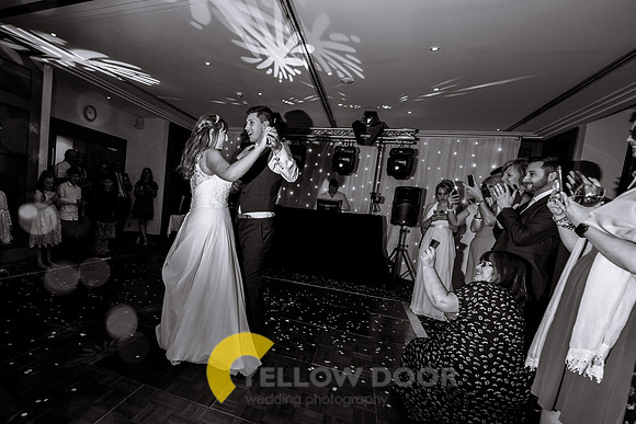 Laura & Mathew Oxfordshire wedding-416