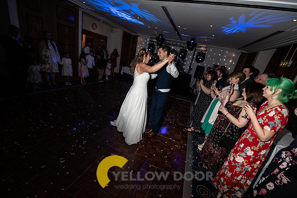 Laura & Mathew Oxfordshire wedding-417